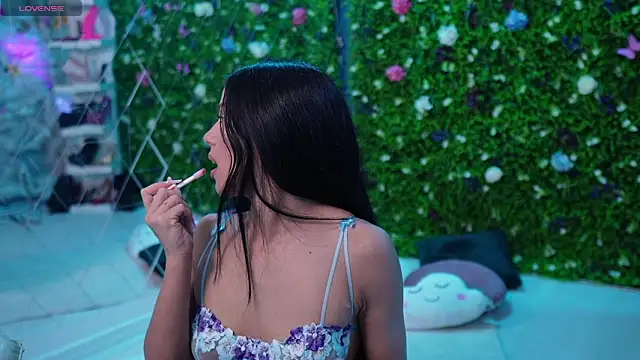 Baby nico online show from February 7, 2026, 7:28 pm