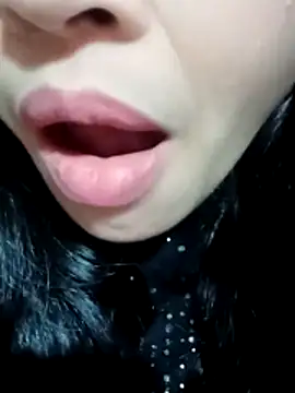 Hana-love2026 online show from February 5, 2026, 5:34 am