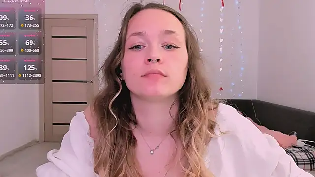 Snapshot of evilla_brill chatting on April 1, 2026, 1:41 pm evilla brill online show from April 1, 2026, 1:41 pm