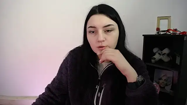 Snapshot of TurnMe_On chatting on February 12, 2026, 11:05 am TurnMe On online show from February 12, 2026, 11:05 am