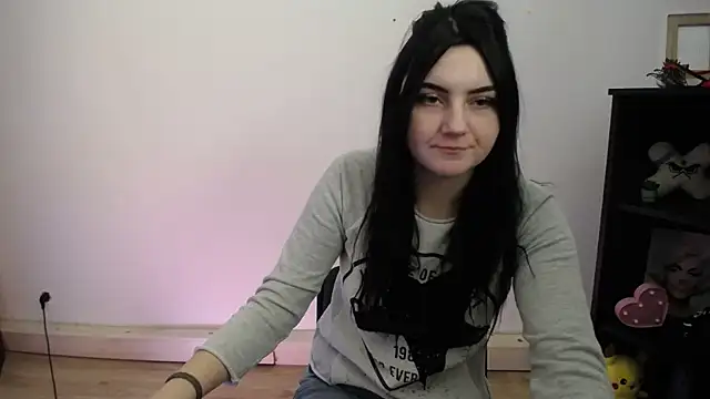 Snapshot of TurnMe_On chatting on February 14, 2026, 12:24 pm TurnMe On online show from February 14, 2026, 12:24 pm