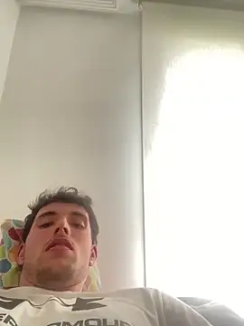 Snapshot of manu156789 chatting on February 5, 2026, 12:54 pm manu156789 online show from February 5, 2026, 12:54 pm