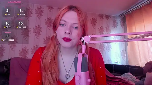 Snapshot of Cutie_Bambi chatting on May 7, 2026, 11:04 am Cutie Bambi online show from May 7, 2026, 11:04 am