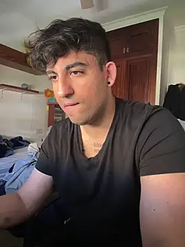 poliakovxx online show from April 4, 2026, 3:20 pm