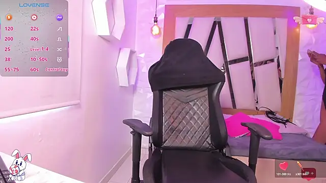 Bella Miller1  online show from February 3, 2026, 3:28 pm