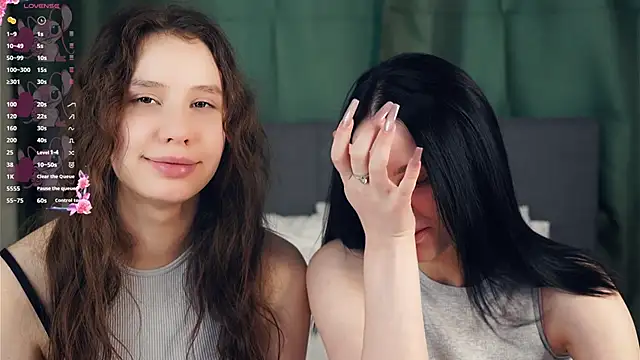 ZofiaSoshnik online show from February 22, 2026, 6:35 am