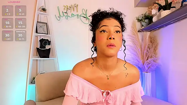 Snapshot of missbrasil chatting on June 24, 2026, 12:04 pm missbrasil online show from June 24, 2026, 12:04 pm