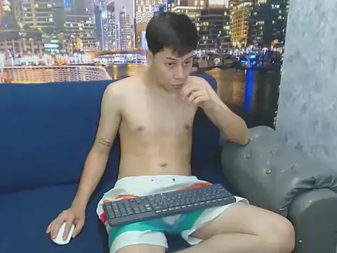 Snapshot of santiago_xxxcol chatting on February 3, 2026, 11:32 pm santiago xxxcol online show from February 3, 2026, 11:32 pm