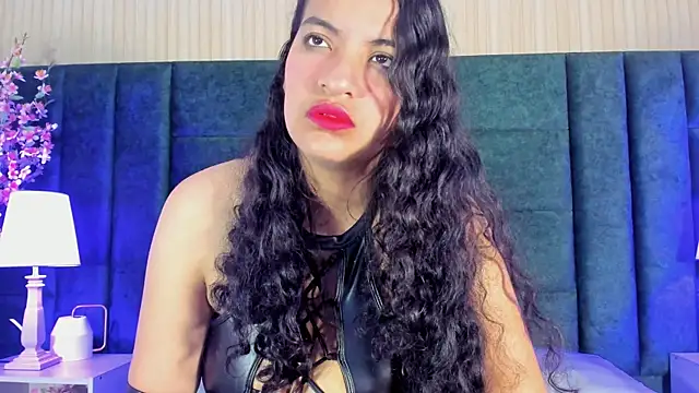 Snapshot of KimWexlerr_ chatting on March 1, 2026, 1:02 pm KimWexlerr online show from March 1, 2026, 1:02 pm