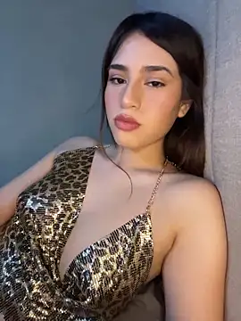 Snapshot of romyamo chatting on February 22, 2026, 4:13 am romyamo online show from February 22, 2026, 4:13 am