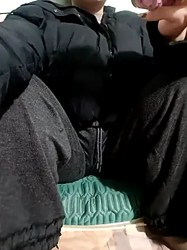 Snapshot of Tulip_ii chatting on February 5, 2026, 12:26 am Tulip ii online show from February 5, 2026, 12:26 am