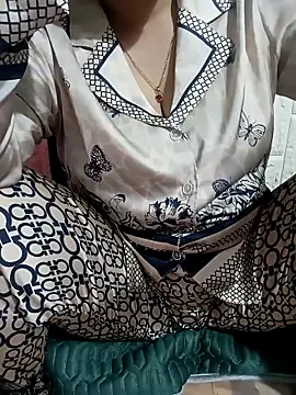 Snapshot of Tulip_ii chatting on February 25, 2026, 3:16 am Tulip ii online show from February 25, 2026, 3:16 am