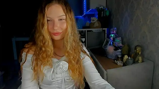 Snapshot of Marcellis_Charm chatting on February 5, 2026, 8:13 pm Marcellis Charm online show from February 5, 2026, 8:13 pm