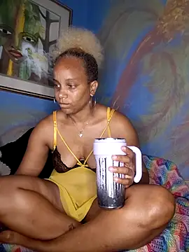 Snapshot of BadGyalGem chatting on April 24, 2026, 4:48 am BadGyalGem online show from April 24, 2026, 4:48 am