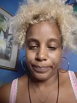 Snapshot of BadGyalGem chatting on May 17, 2026, 8:23 am BadGyalGem online show from May 17, 2026, 8:23 am