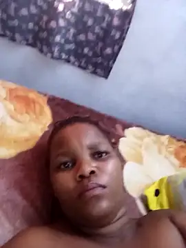 Snapshot of minniemoreee chatting on February 14, 2026, 4:20 am minniemoreee online show from February 14, 2026, 4:20 am