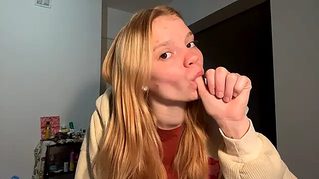 Tiffany Muse online show from April 3, 2026, 2:09 am