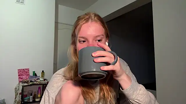 Tiffany Muse online show from April 12, 2026, 2:27 am