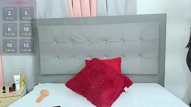 Snapshot of Karla_94 chatting on February 21, 2026, 11:55 am Karla 94 online show from February 21, 2026, 11:55 am