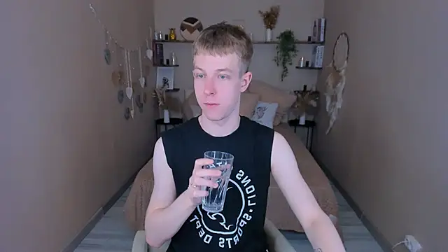 Dylan Norton online show from May 28, 2026, 9:23 pm