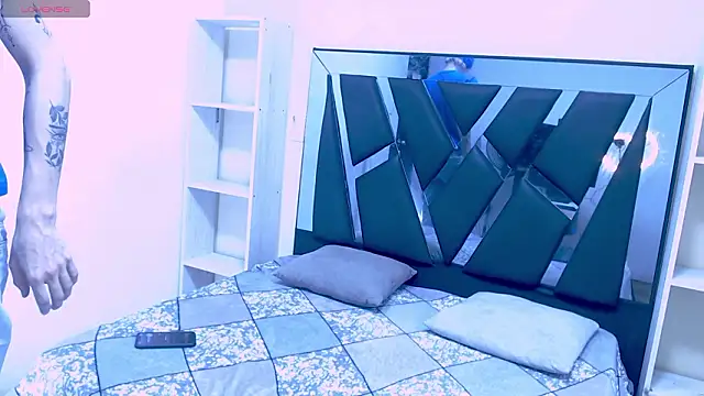 lucke collins22 online show from February 4, 2026, 7:47 am