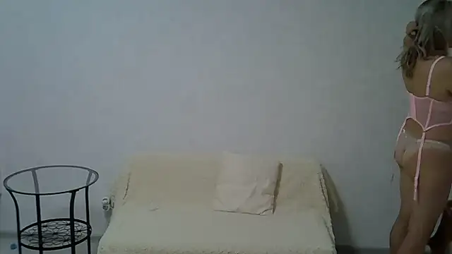 Snapshot of Opaldream chatting on June 21, 2026, 10:56 pm Opaldream online show from June 21, 2026, 10:56 pm