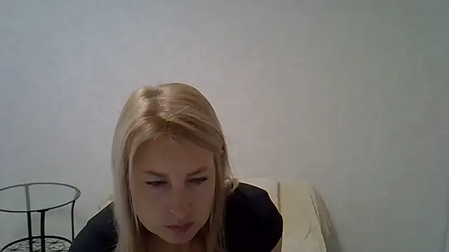 Snapshot of Opaldream chatting on July 8, 2026, 6:12 pm Opaldream online show from July 8, 2026, 6:12 pm