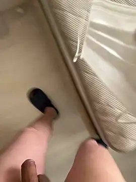 Snapshot of K0U-123 chatting on February 24, 2026, 2:42 am K0U-123 online show from February 24, 2026, 2:42 am