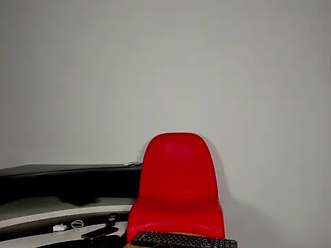 Snapshot of CRISTHIAN_WOLF1 chatting on February 3, 2026, 12:20 am CRISTHIAN WOLF1 online show from February 3, 2026, 12:20 am