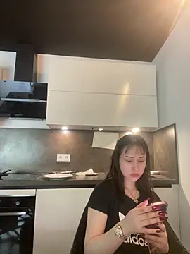 Snapshot of Just-Lilly chatting on May 19, 2026, 5:52 pm Just-Lilly online show from May 19, 2026, 5:52 pm
