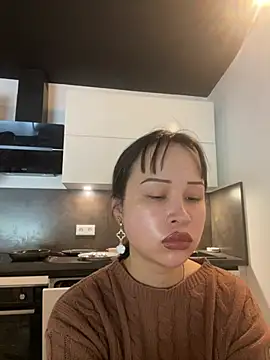 Snapshot of Just-Lilly chatting on May 24, 2026, 4:01 pm Just-Lilly online show from May 24, 2026, 4:01 pm