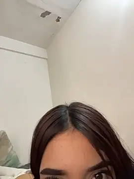 foxxy and lion online show from February 3, 2026, 8:14 pm