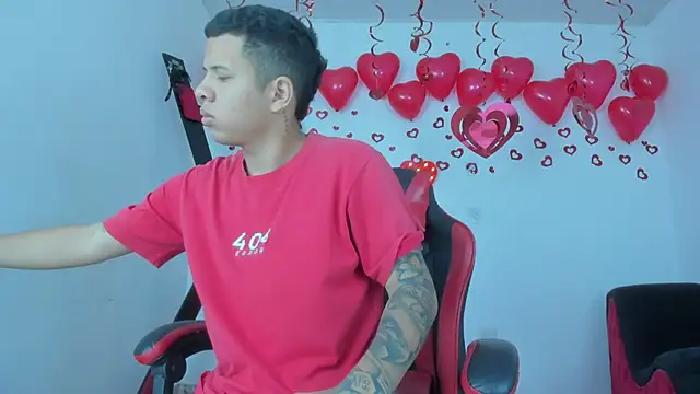 Steven and Camilo18 online show from February 12, 2026, 11:38 am