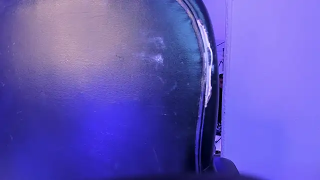 Snapshot of CarolineFyre chatting on February 18, 2026, 12:45 pm CarolineFyre online show from February 18, 2026, 12:45 pm