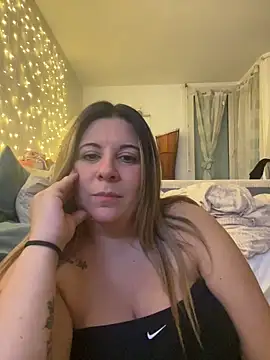 JasmineGlow7 online show from March 11, 2026, 2:06 am