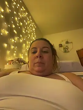 JasmineGlow7 online show from March 20, 2026, 11:20 pm