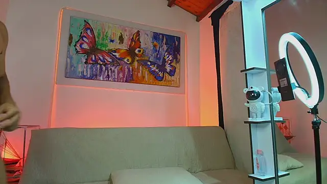 jhon nicolas online show from June 6, 2026, 9:08 pm