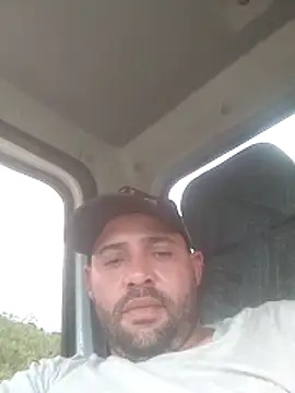 Snapshot of pau-de-ourod chatting on April 27, 2026, 12:03 pm pau-de-ourod online show from April 27, 2026, 12:03 pm
