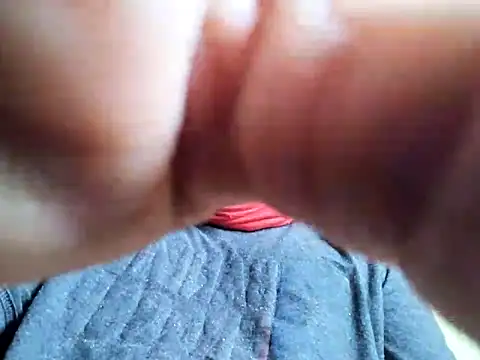 Snapshot of bigbooietx chatting on February 10, 2026, 5:39 pm bigbooietx online show from February 10, 2026, 5:39 pm