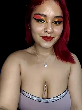 Snapshot of zoe_love18 chatting on February 24, 2026, 7:06 am zoe love18 online show from February 24, 2026, 7:06 am