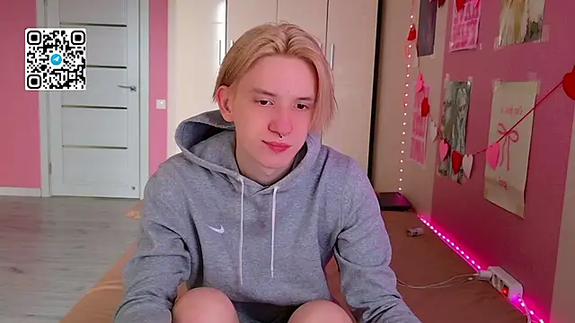 Ron Vilss online show from April 16, 2026, 4:46 am