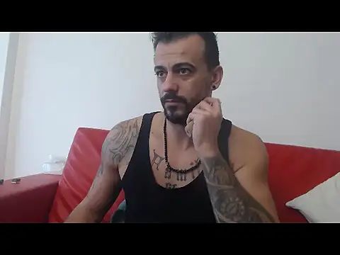 RyanxCole online show from February 2, 2026, 12:59 pm