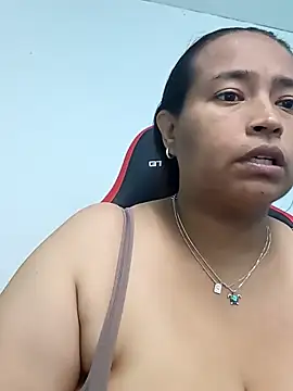 BustySexy Nataly online show from April 13, 2026, 3:17 pm