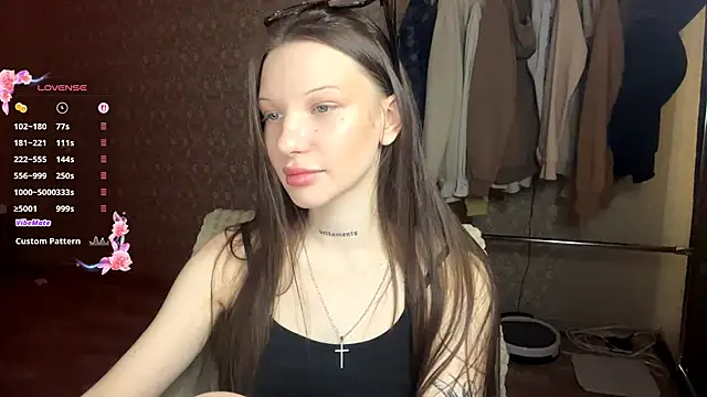 Snapshot of LumPetal chatting on February 14, 2026, 5:37 am LumPetal online show from February 14, 2026, 5:37 am