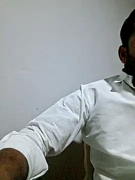 hot---boy1 online show from February 14, 2026, 5:04 am