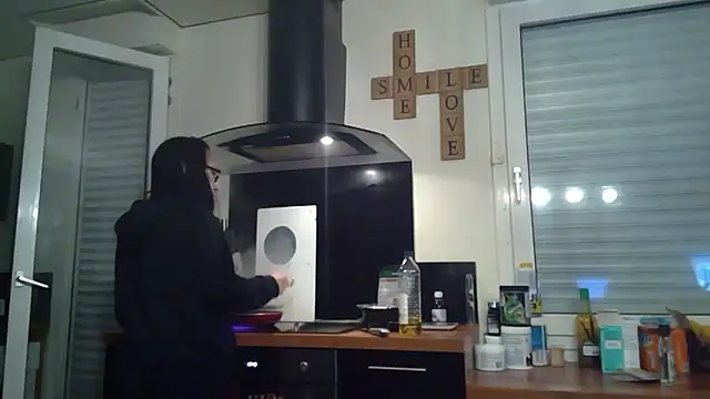 Snapshot of FITGIRL-MAEVA chatting on February 12, 2026, 6:58 pm FITGIRL-MAEVA online show from February 12, 2026, 6:58 pm