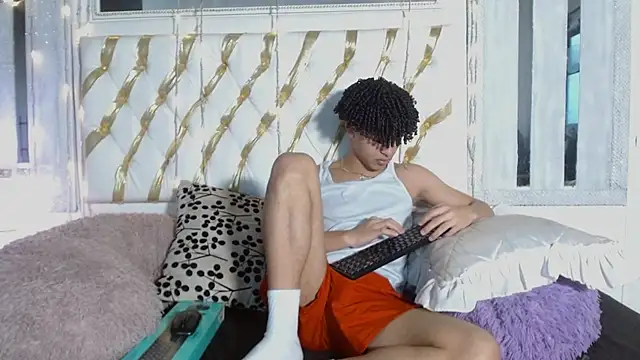 ian smith  online show from February 12, 2026, 11:49 am