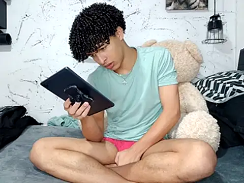 ian smith  online show from March 26, 2026, 1:11 am