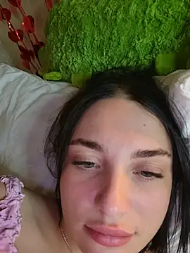 HotDevilGirl  online show from February 26, 2026, 7:02 pm