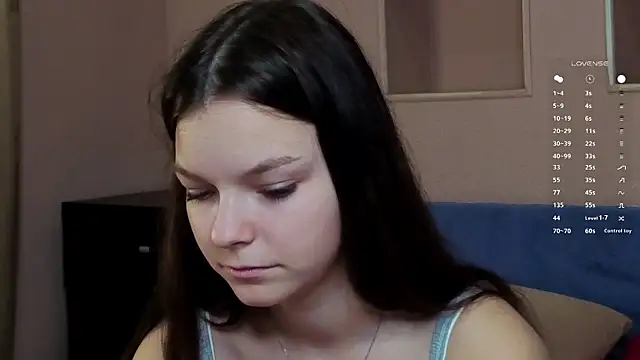 Snapshot of ElizaPizza chatting on April 14, 2026, 2:56 pm ElizaPizza online show from April 14, 2026, 2:56 pm